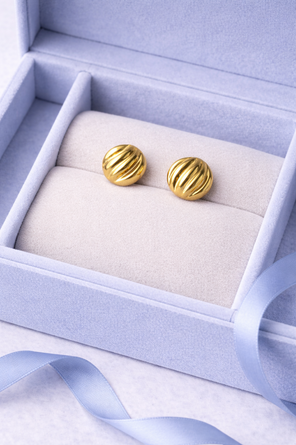 Golden Orbit – Textured Dome Studs