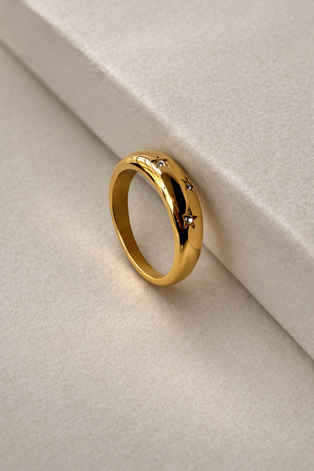 Starry Gold Band Ring - 7 cubic zirconia