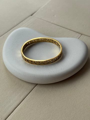 Daisy octet Bangle Bracelet
