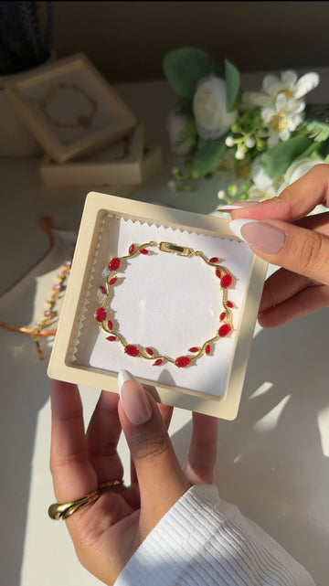 Tulip Charm Bracelet – Red 🌷❤️