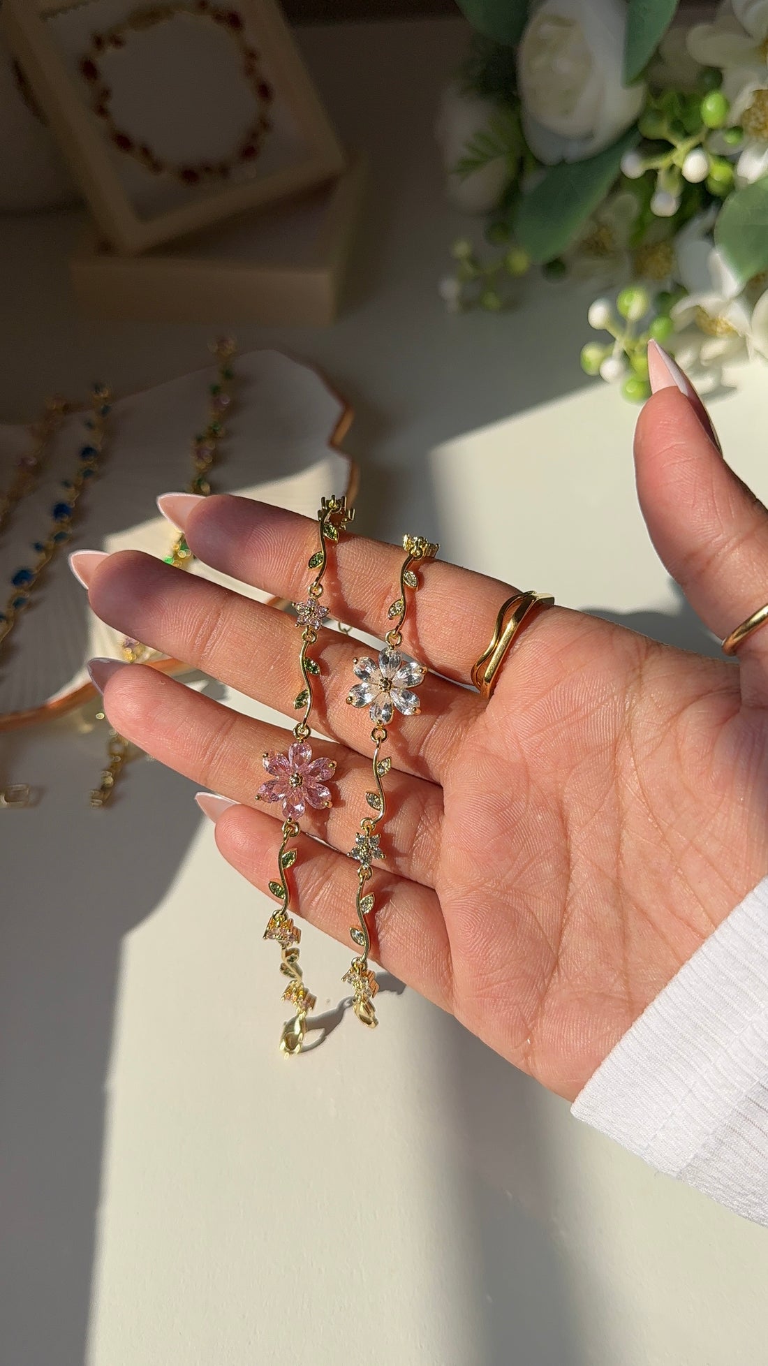 Blossom Charm Bracelet – Pink 🌸🩷